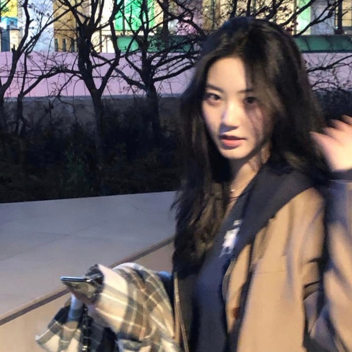 玉女春潮 封面